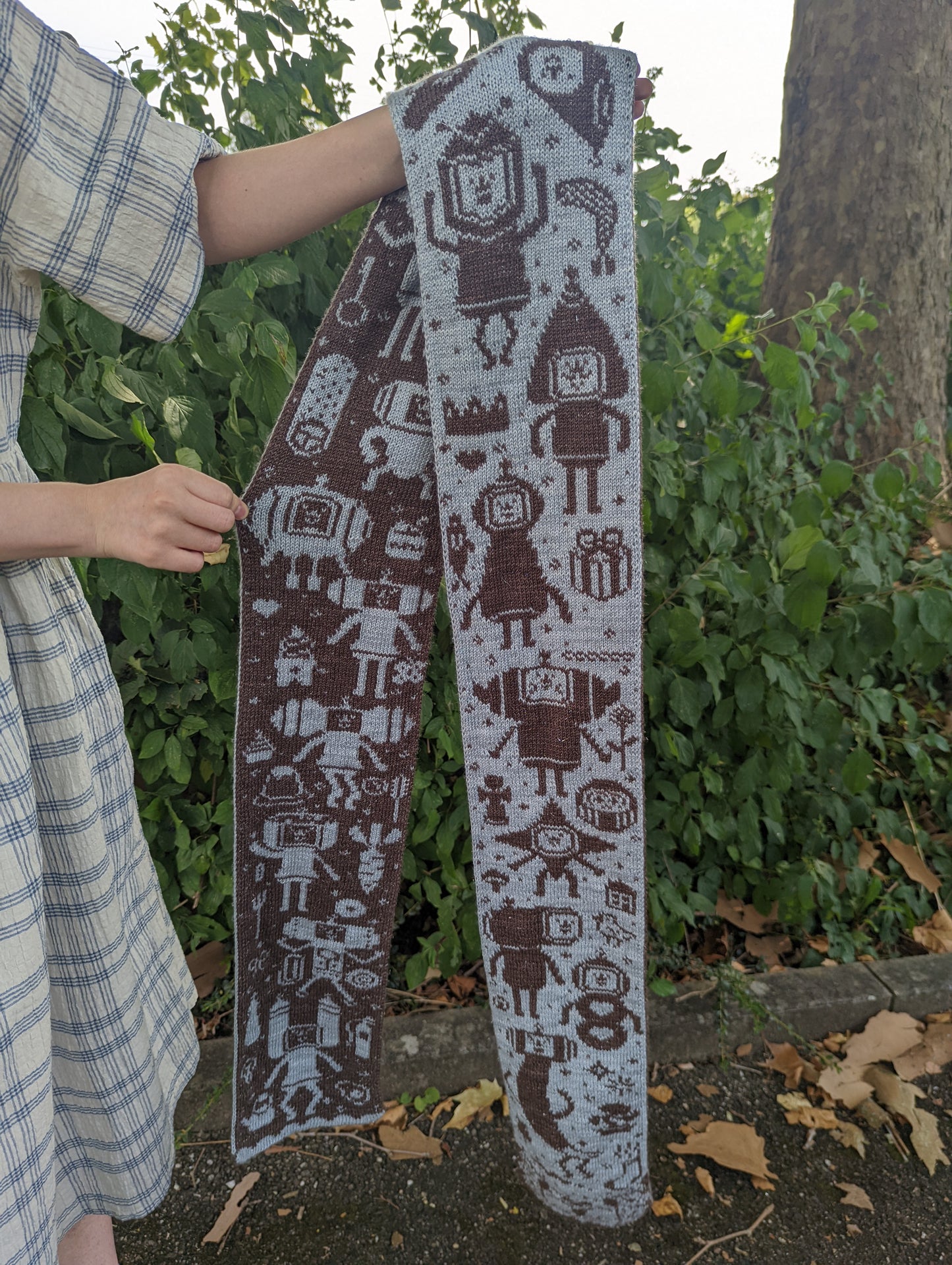 Japanese Videogame Scarf Knitting Pattern