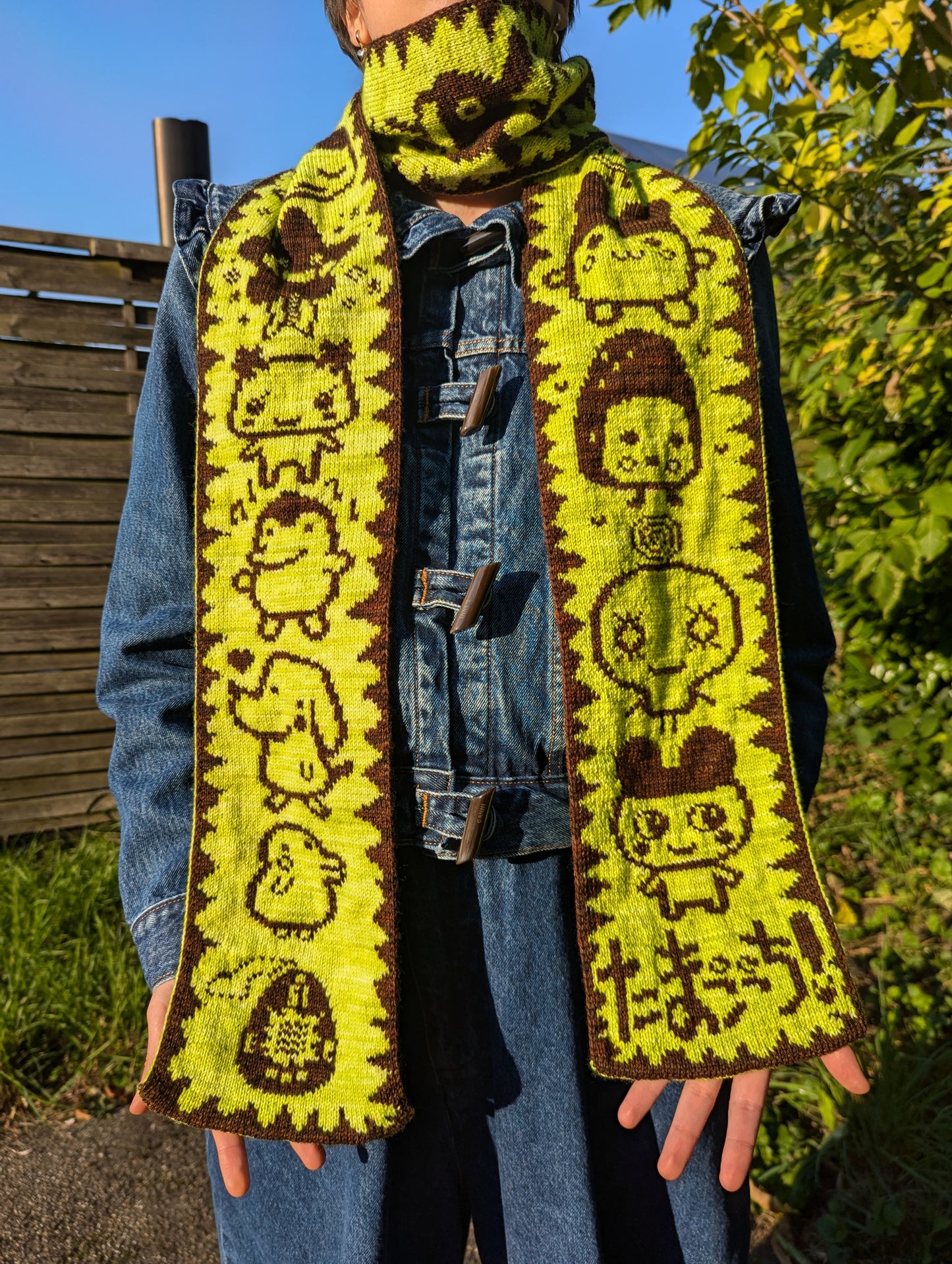 Japanese Virtual Pet Scarf