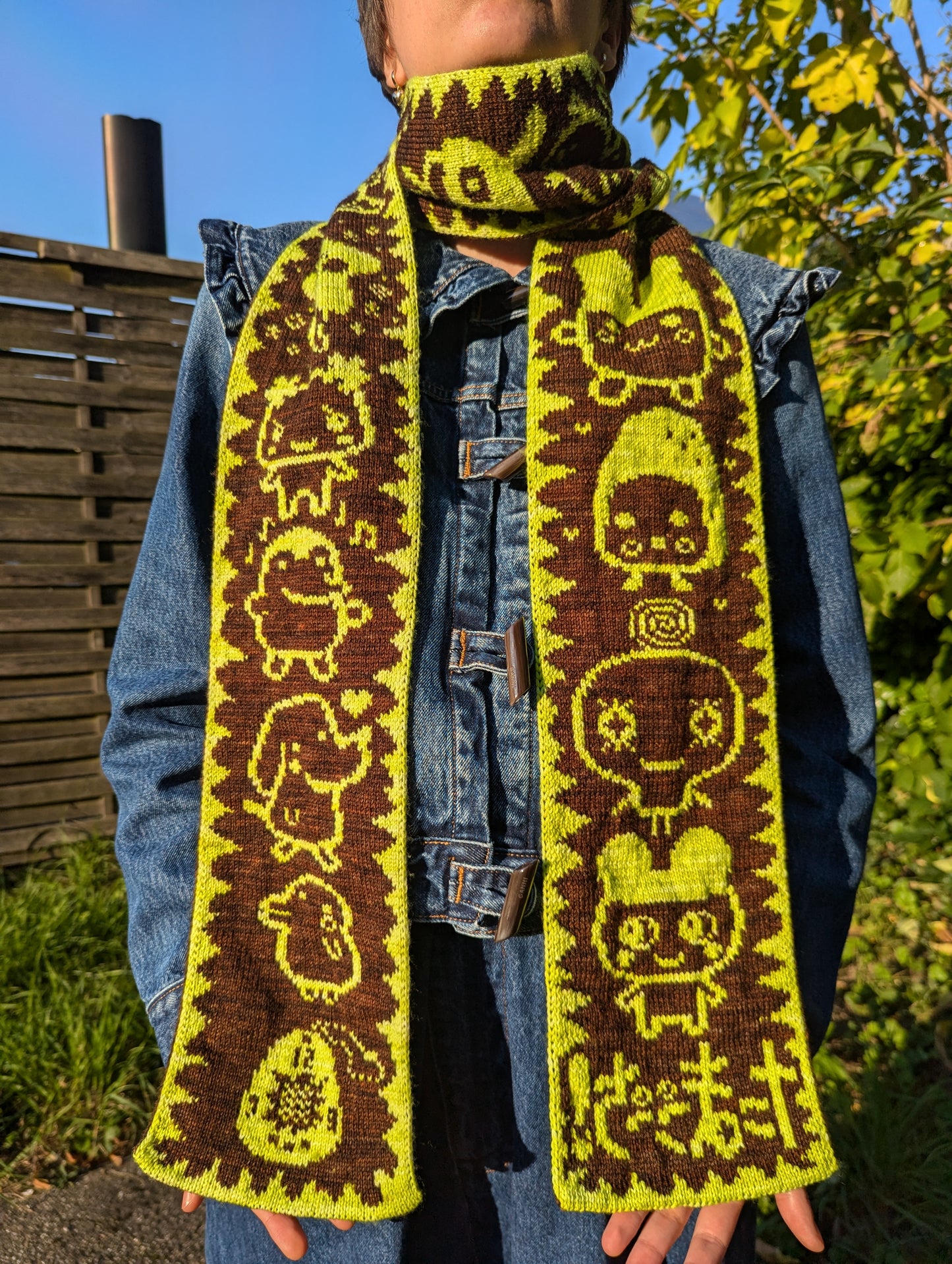 Japanese Virtual Pet Scarf