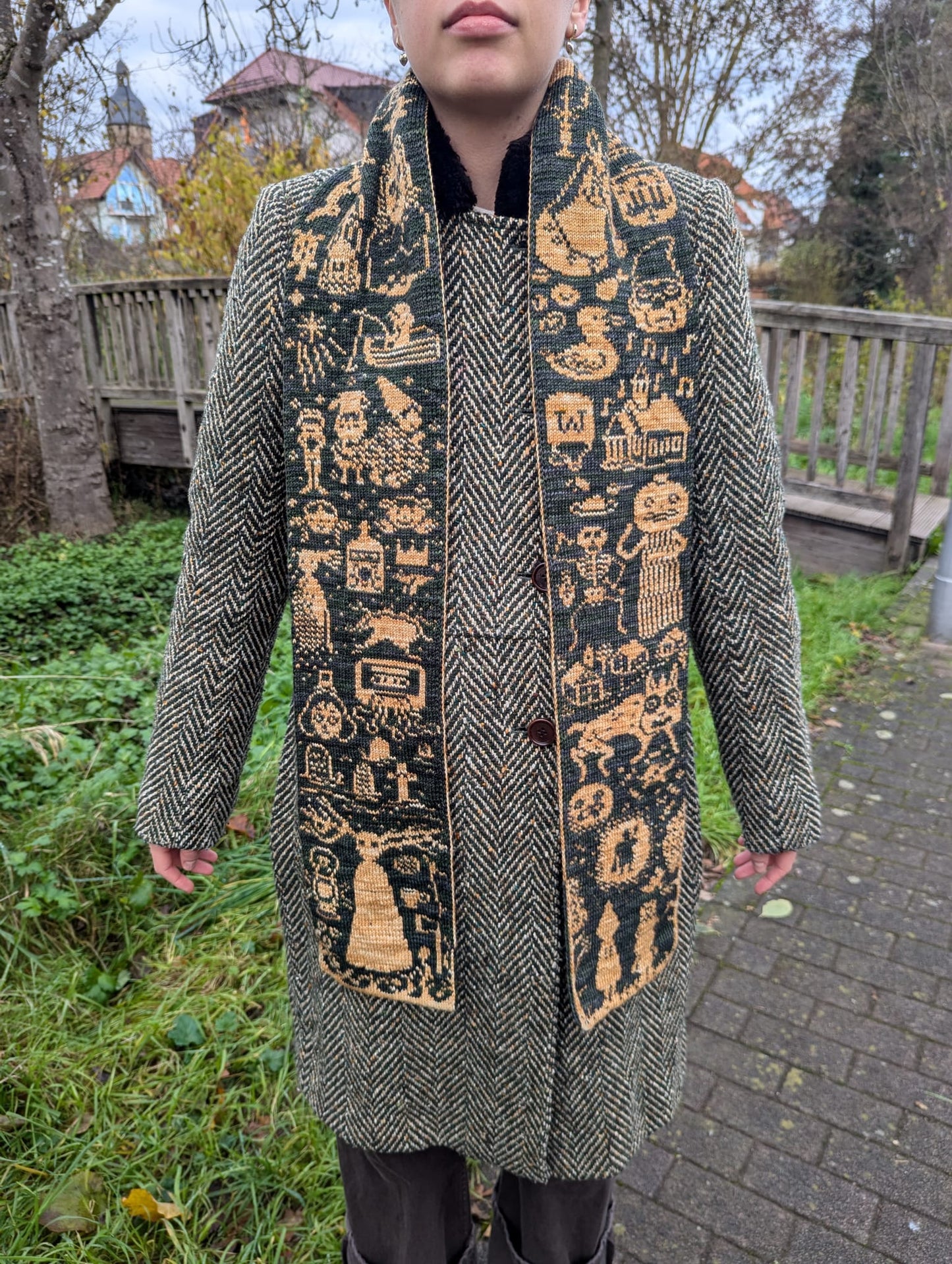 Over the Garden Wall Scarf Knitting Pattern