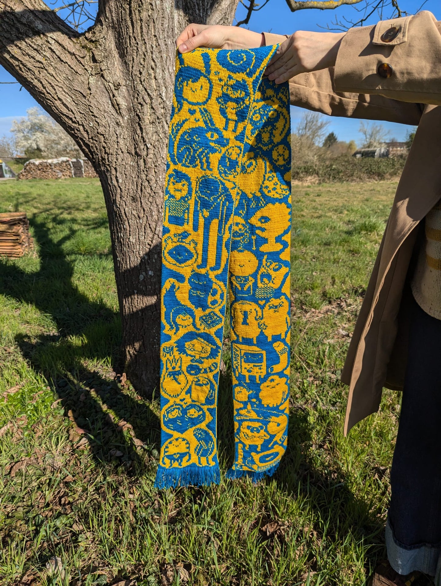 Shape Shifting Scarf Knitting Pattern