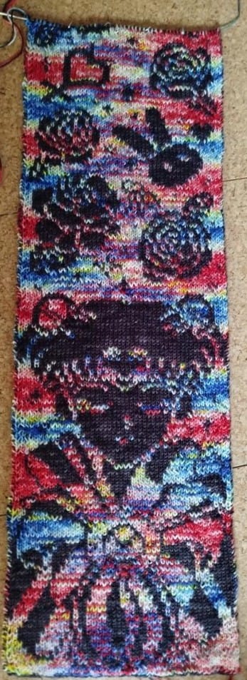 Magical Girl Scarf (Roses) Knitting Pattern