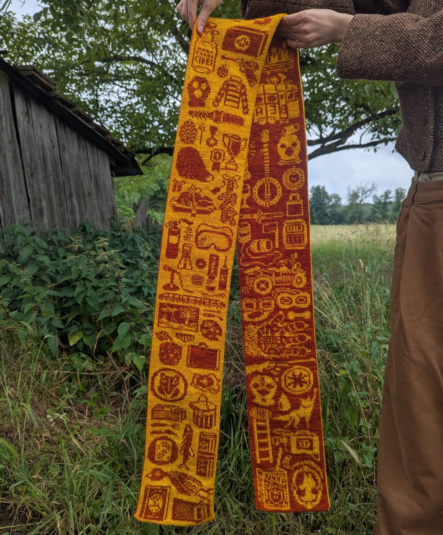 The Adventures of Family Fox Scarf Knitting Pattern